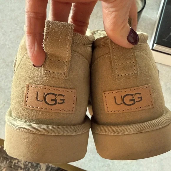 UGG Ultra Short Boots Sz 7 - Mustard Seed - Picture 6 of 6